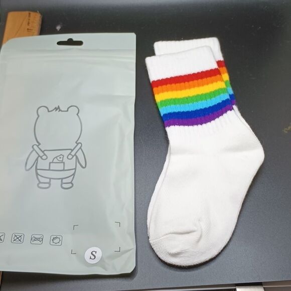 TODDLER rainbow tube socks - Picture 2 of 2